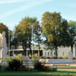 Piscine et Monument aux morts 10 2019 (2)